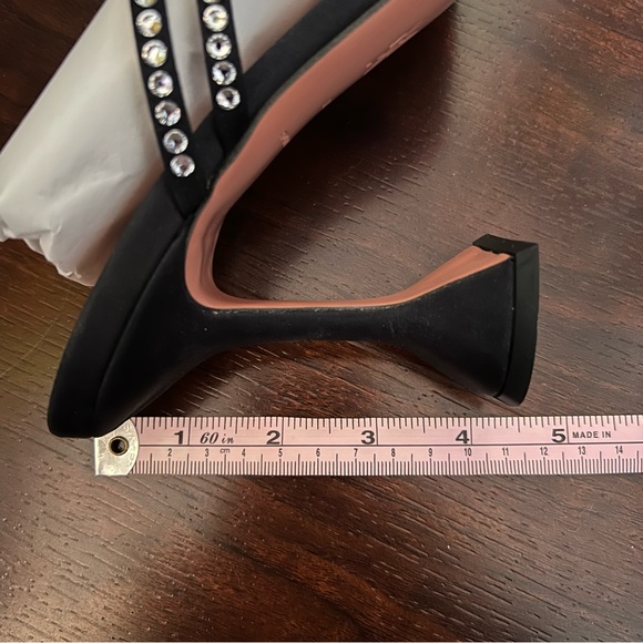 New!✨💯Amina Muaddi Naima Crystal Sandal, Black Size 39 and 9 - Picture 11 of 12